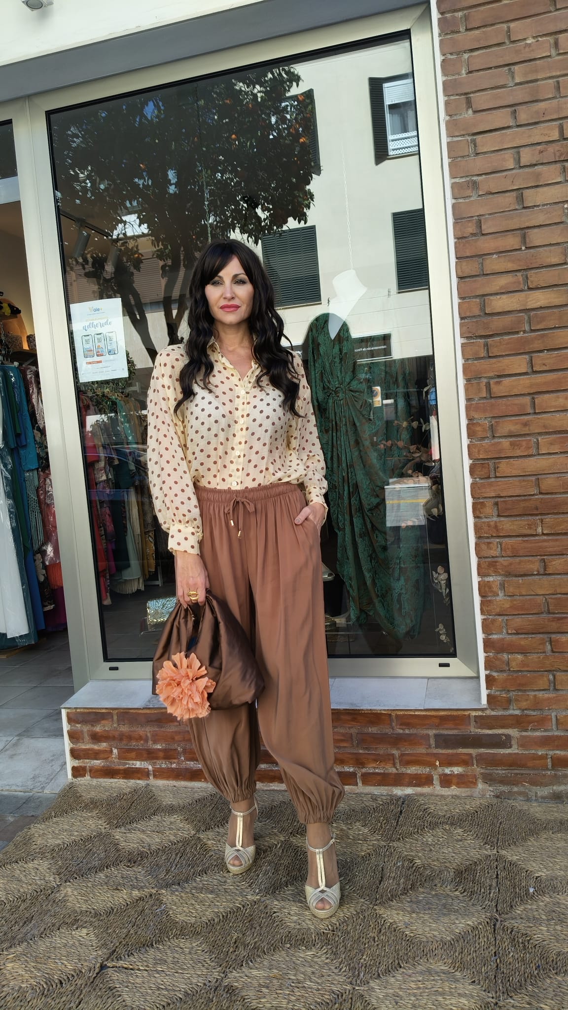 Pantalón Bombacho Cacao XL con Bolsillos y Cinturilla Elástica