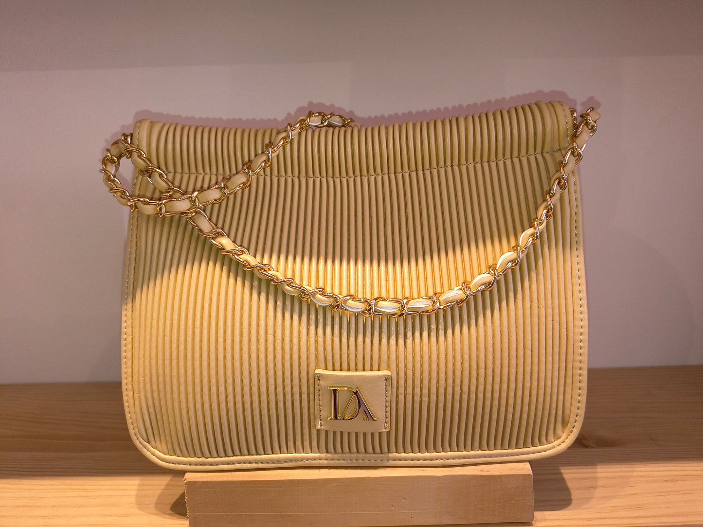 Bolso Don Algodón amarillo · Elegancia para cualquier evento