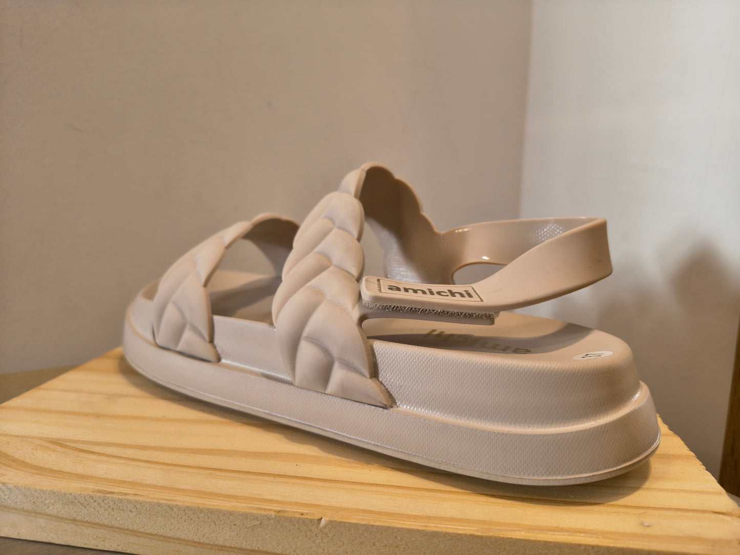 Chancla Amichi beige