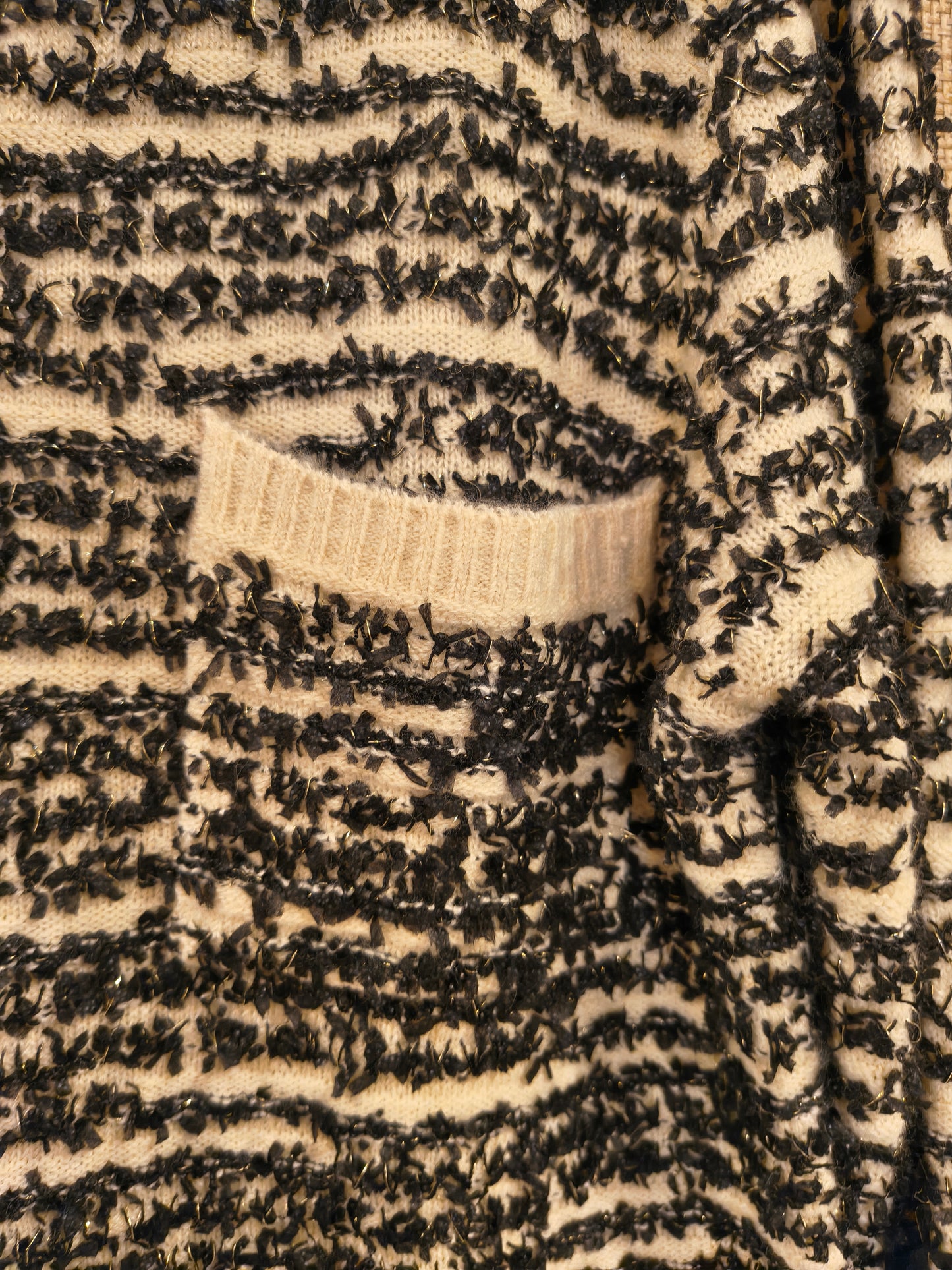 Z.OUTLET.                 Rebeca Amichi beige y negra