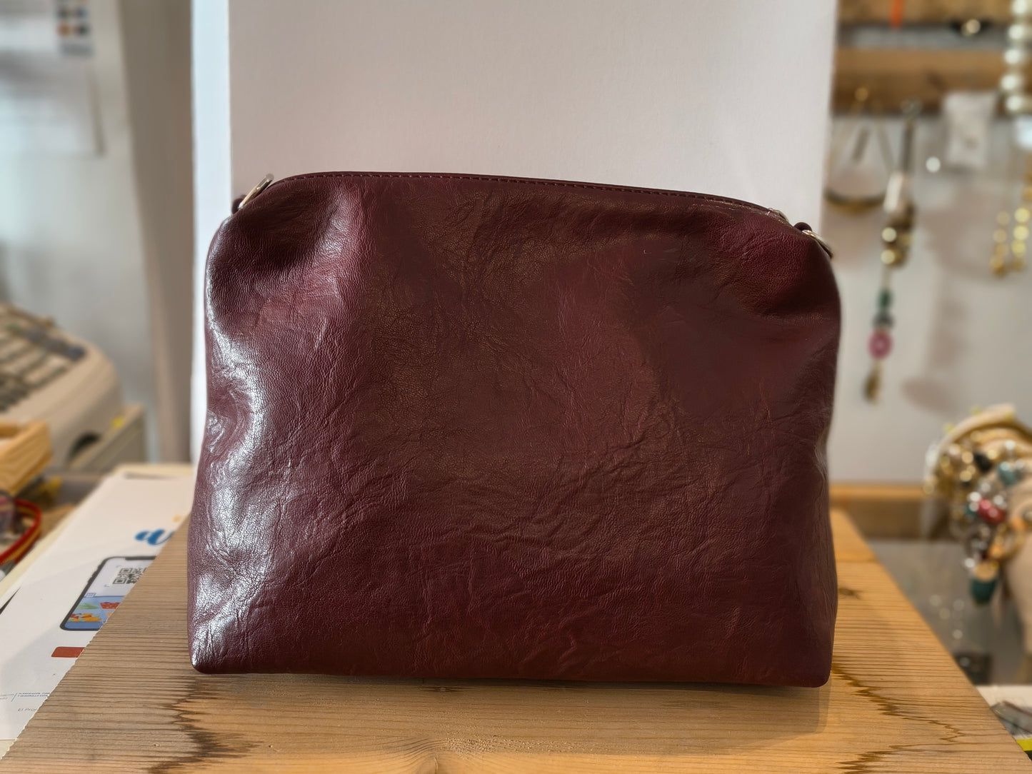 Z.OUTLET.              Bolso Amichi Shopper Burdeos con Bolso Interior Bandolera · Polipiel