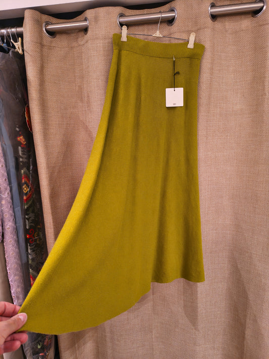 Z.OUTLET.              falda Ami punto verde