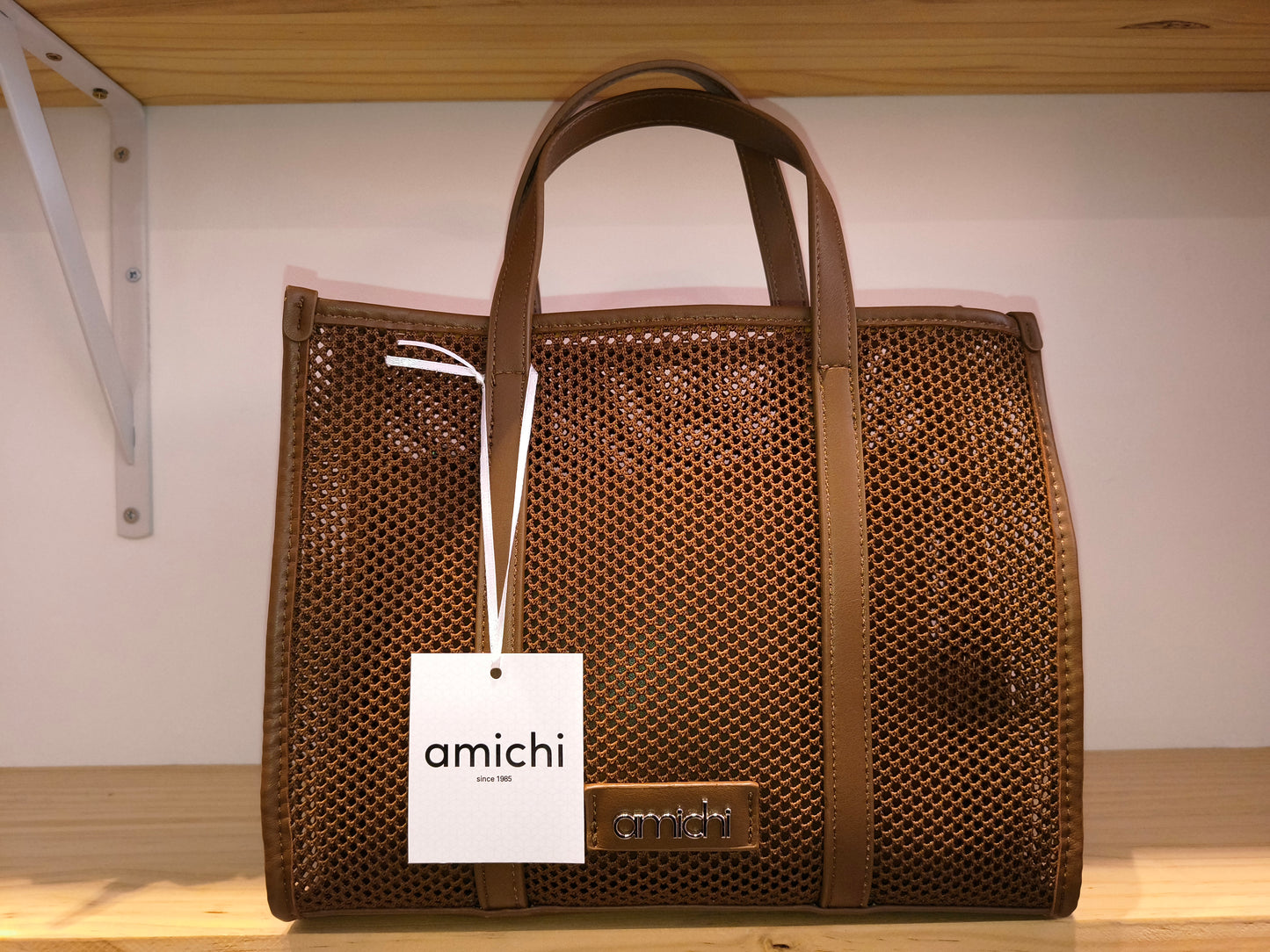 Bolso Amichi Tipo Rejilla con Bolso Interior y Bandolera · Plata, Marrón o Beige Metalizado