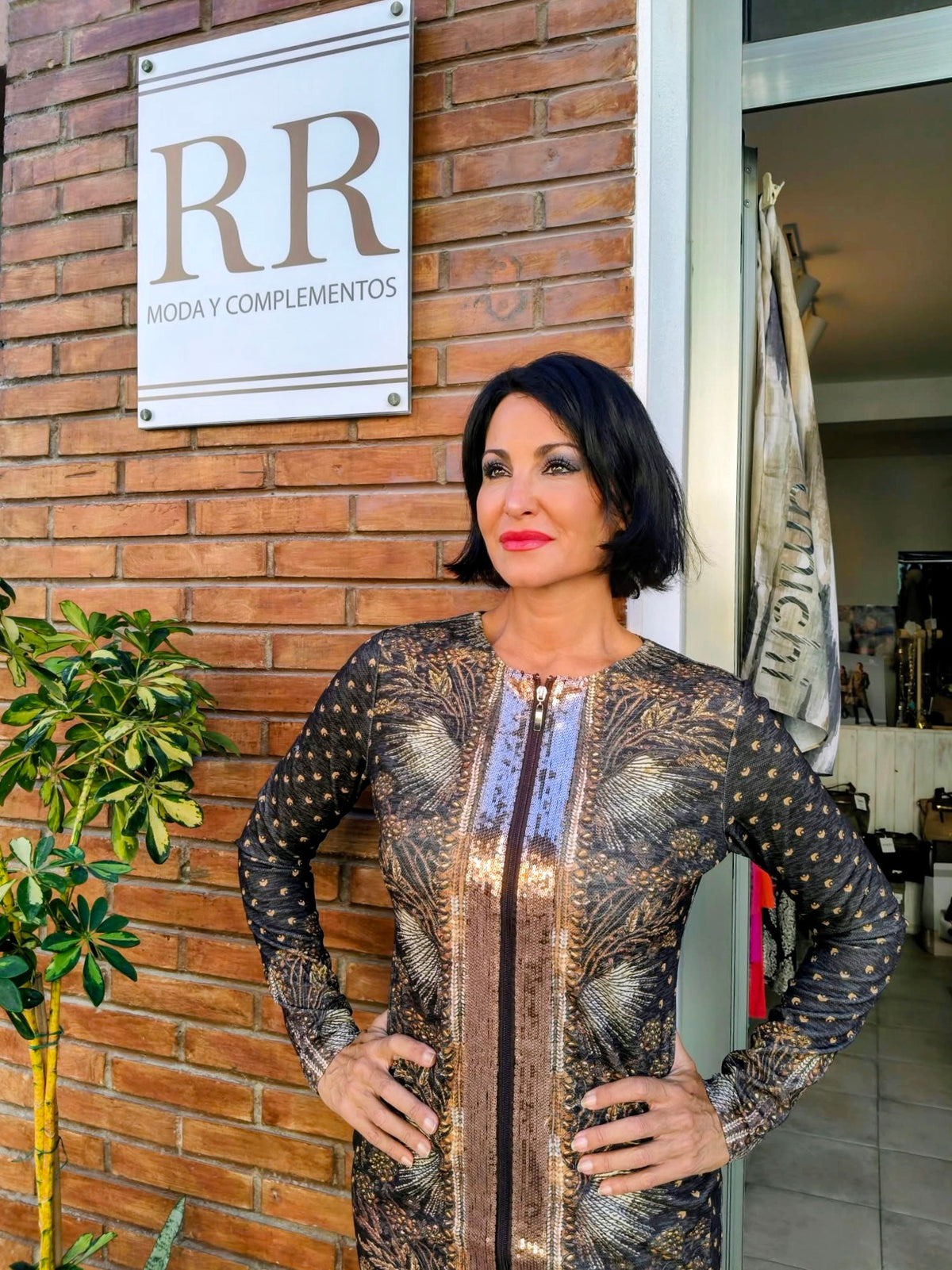 Vestido corto Bizantino con cremallera y detalle de lentejuelas