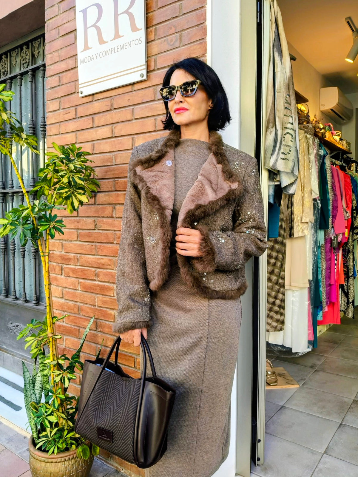 Chaqueta Taupe Káhyra con Lentejuelas 